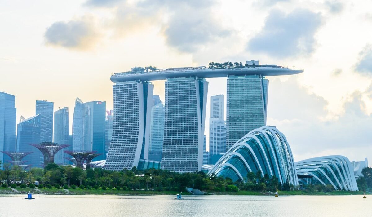Отель с кораблём на крыше в Сингапуре